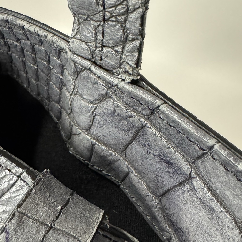Claudia Firenze gray crocodile embossed genuine leather handbag. Made In Italy. - Picture 16 of 16